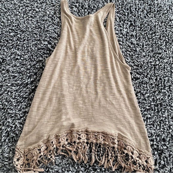 Rue21 medium tan crop tank with lace design - Picture 2 of 4